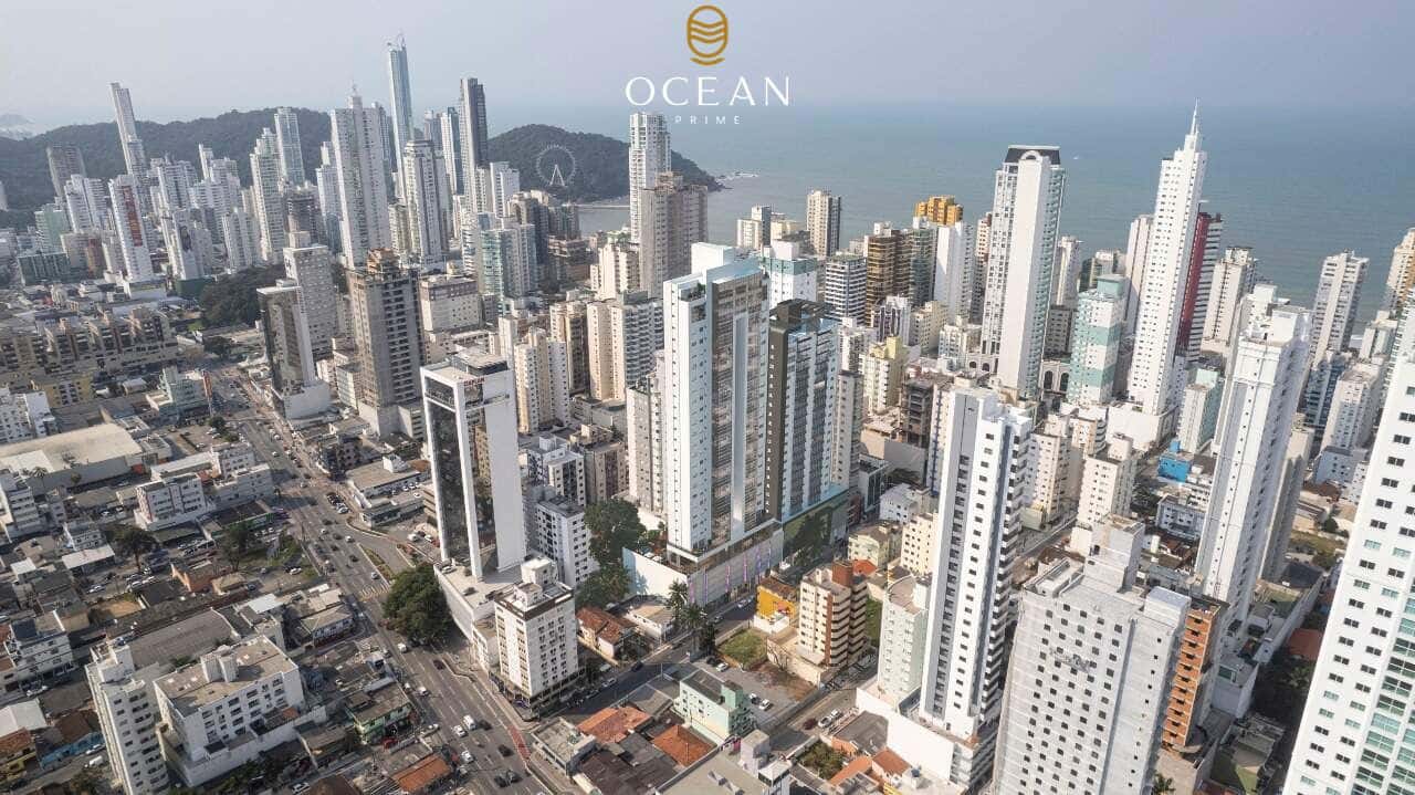 Foto do condomínio Diamond Crystal Tower