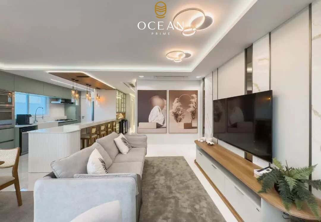Apartamento à venda em Balneário Camboriú no Edifício Skyline Tower — foto principal