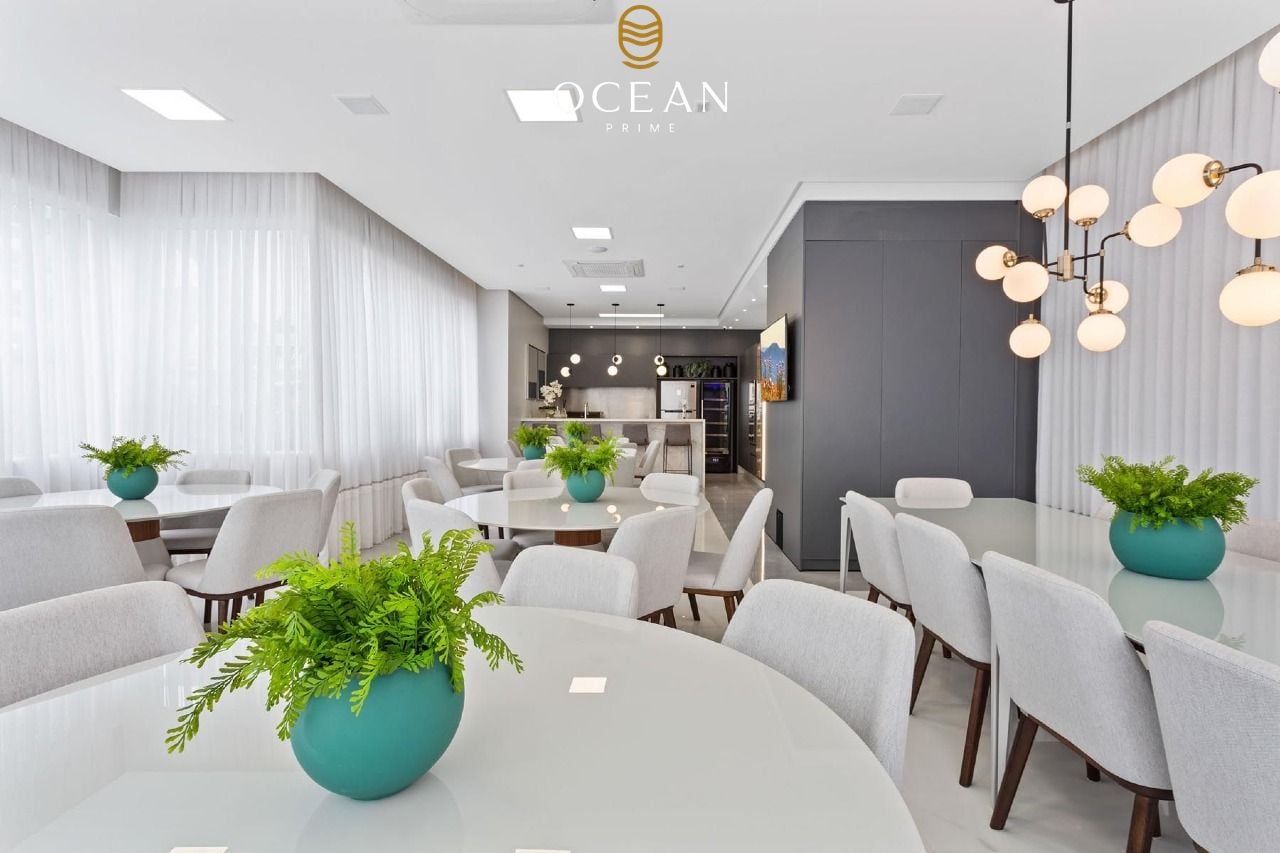 Apartamento à venda em Balneário Camboriú no Edificio Eleganza Tower