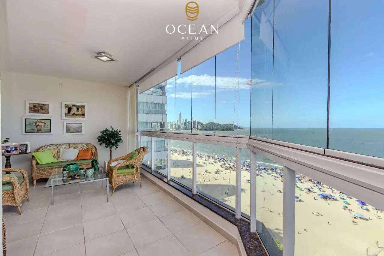 Apartamento à venda no Frente Mar: