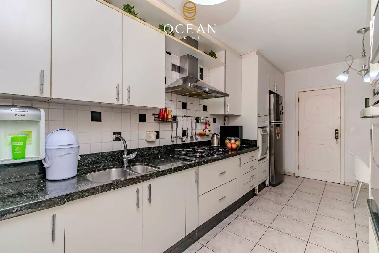 Apartamento à venda no Frente Mar: