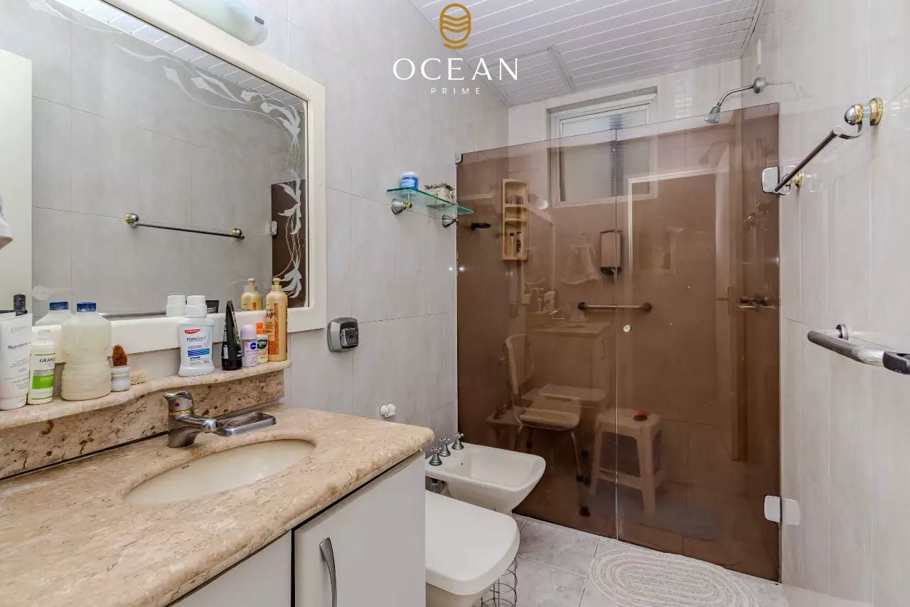 Apartamento à venda no Frente Mar: