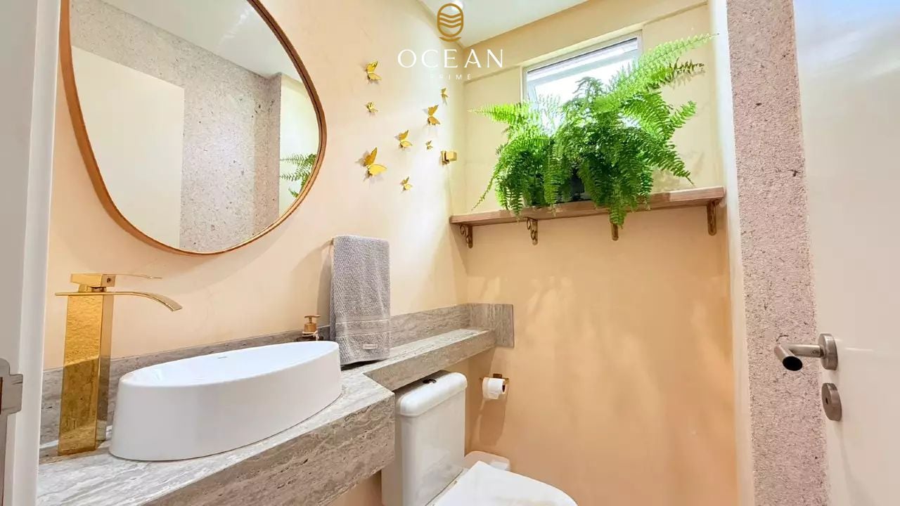 Apartamento à venda no Meia Praia: